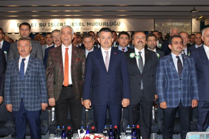 CUMHURİYETİN 100’ÜNCÜ YILINA KADAR 100 ADET YERALTI BARAJI İNŞA EDİLECEK TARIM VE ORMAN BAKANI BEKİR PAKDEMİRLİ: “GAP’LA, GÜNEYDOĞU ANADOLU BÖLGESİNİ ‘GIDA ÜRETİM ÜSSÜ’ YAPMAYI HEDEFLİYORUZ” DSİ: 100 Adet Yeni Yeraltı Barajı İnşa Edilecek