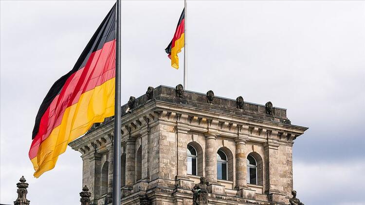 Almanya Ekonomi ve Enerji Bakanlığı: Toparlanma Yavaşlayacak